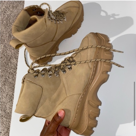 Lace up hiker boots - Picture 3 of 6